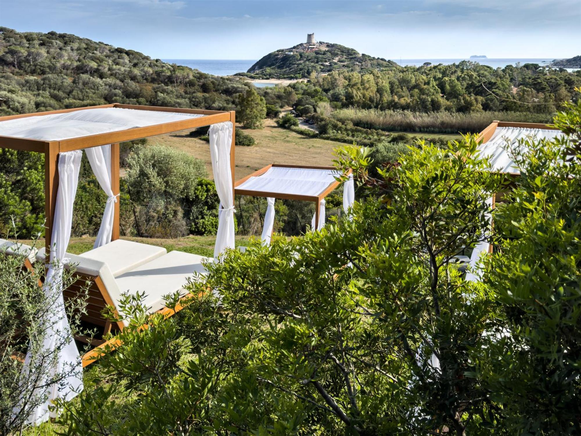 Veridia Resort Sardinia, A Member Of Radisson Individuals (Adults Only) Chia Exterior foto