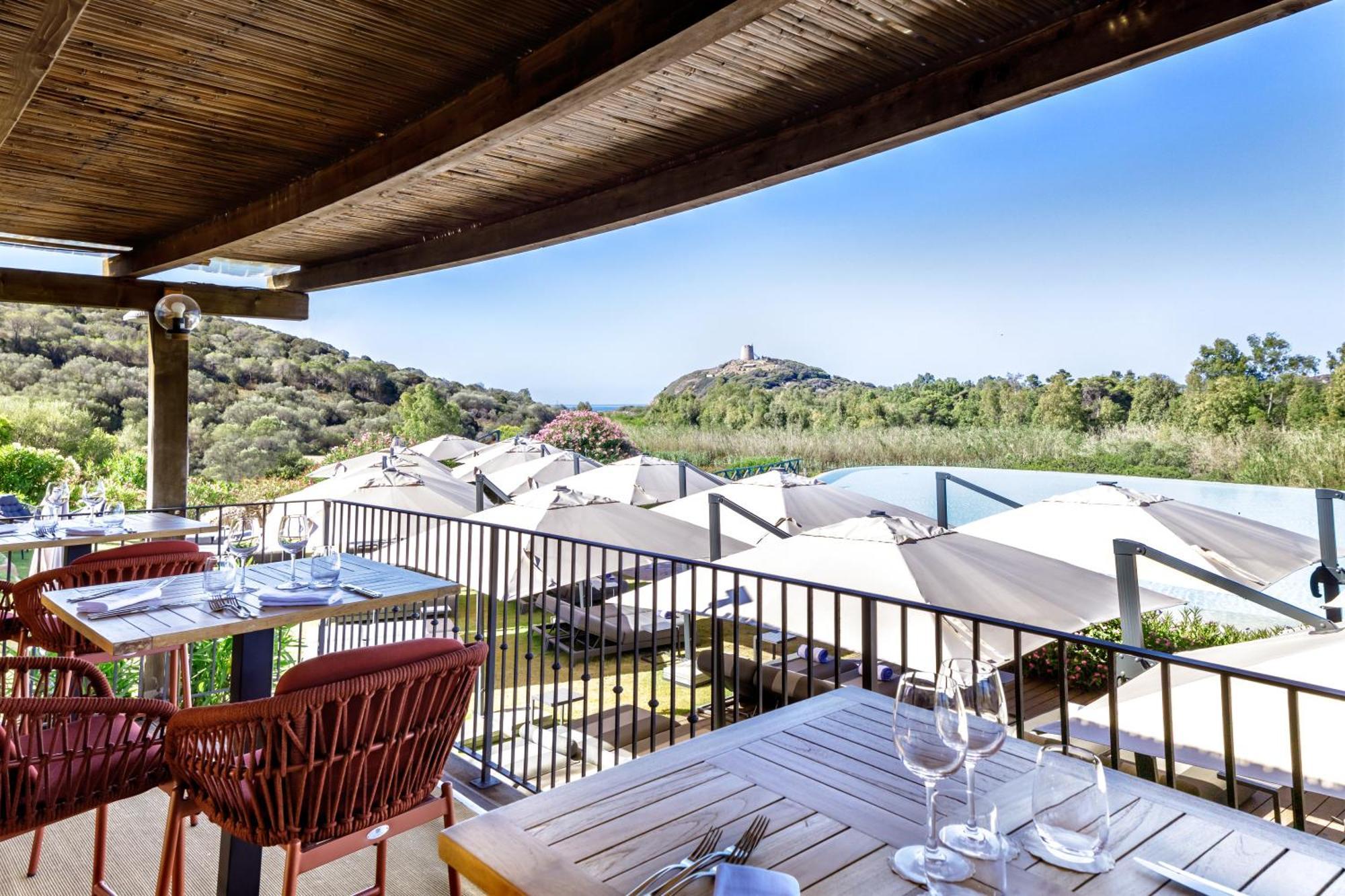 Veridia Resort Sardinia, A Member Of Radisson Individuals (Adults Only) Chia Exterior foto