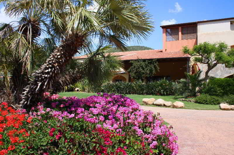 Veridia Resort Sardinia, A Member Of Radisson Individuals (Adults Only) Chia Exterior foto